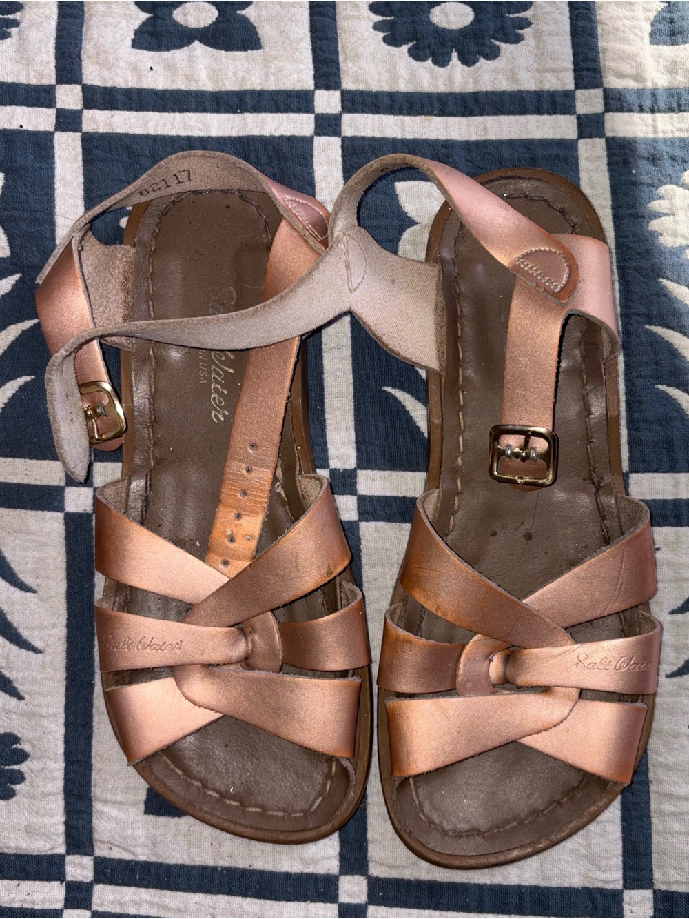 Rose Gold Saltwater Original Sandals size 2